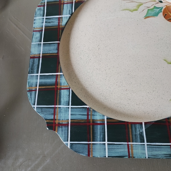 Plaid Tole Hand Painted Signed Wood Charger and Glass Plate Christmas Platter EU - Picture 6 of 6